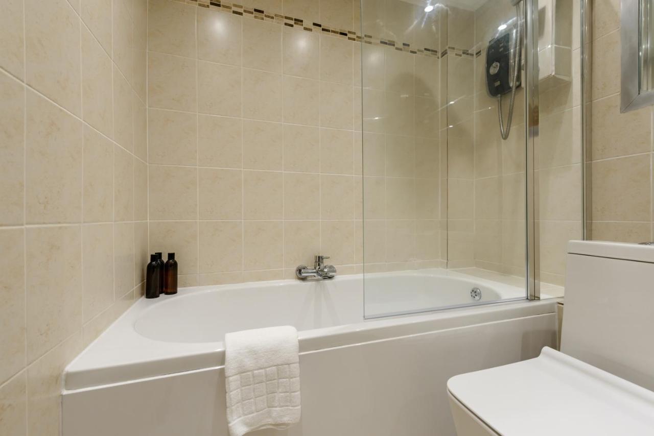 The Old Town Cockburn Apartment เอดินบะระ ภายนอก รูปภาพ